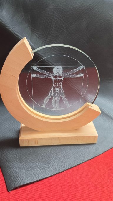 Kristal mit Holz